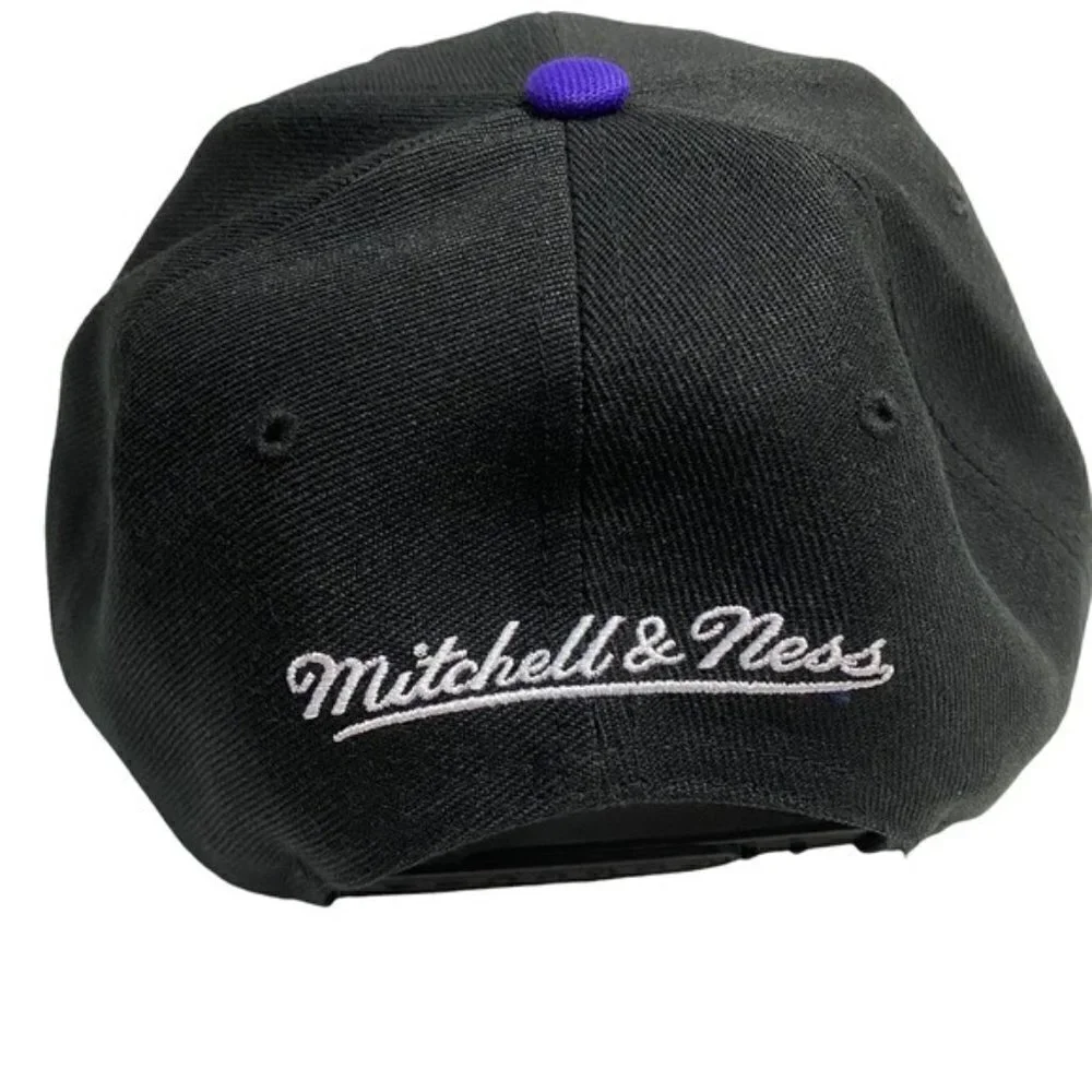 Mitchell & Ness NBA Core L.A. Lakers Snapback Baseball Cap Adjustable